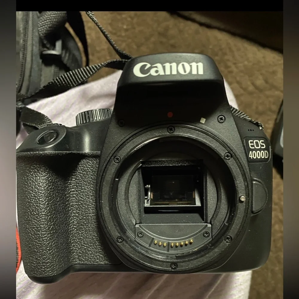 Canon EOS 4000D camera set